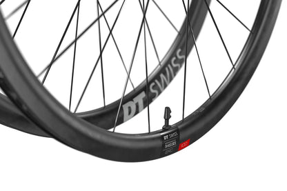 Roue Arrière DT SWISS ERC 1100 DICUT 45 DISC Tubeless Ready (Center Lock)