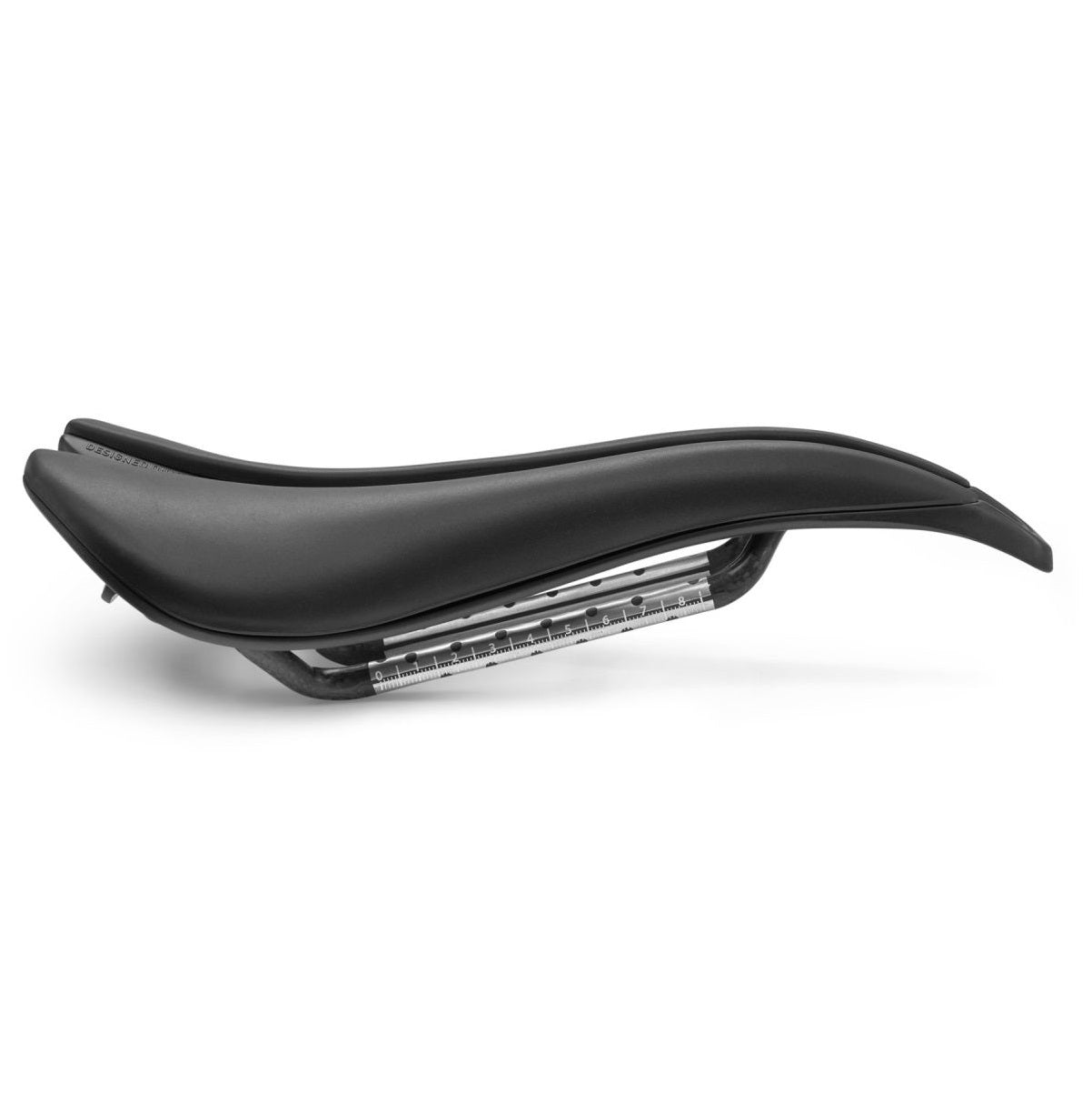 Selle SMP EVO Largeur 138mm Rails Carbone Noir