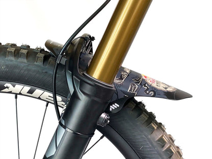 Spatbord ALL MOUNTAIN STYLE Red Bull Hardline