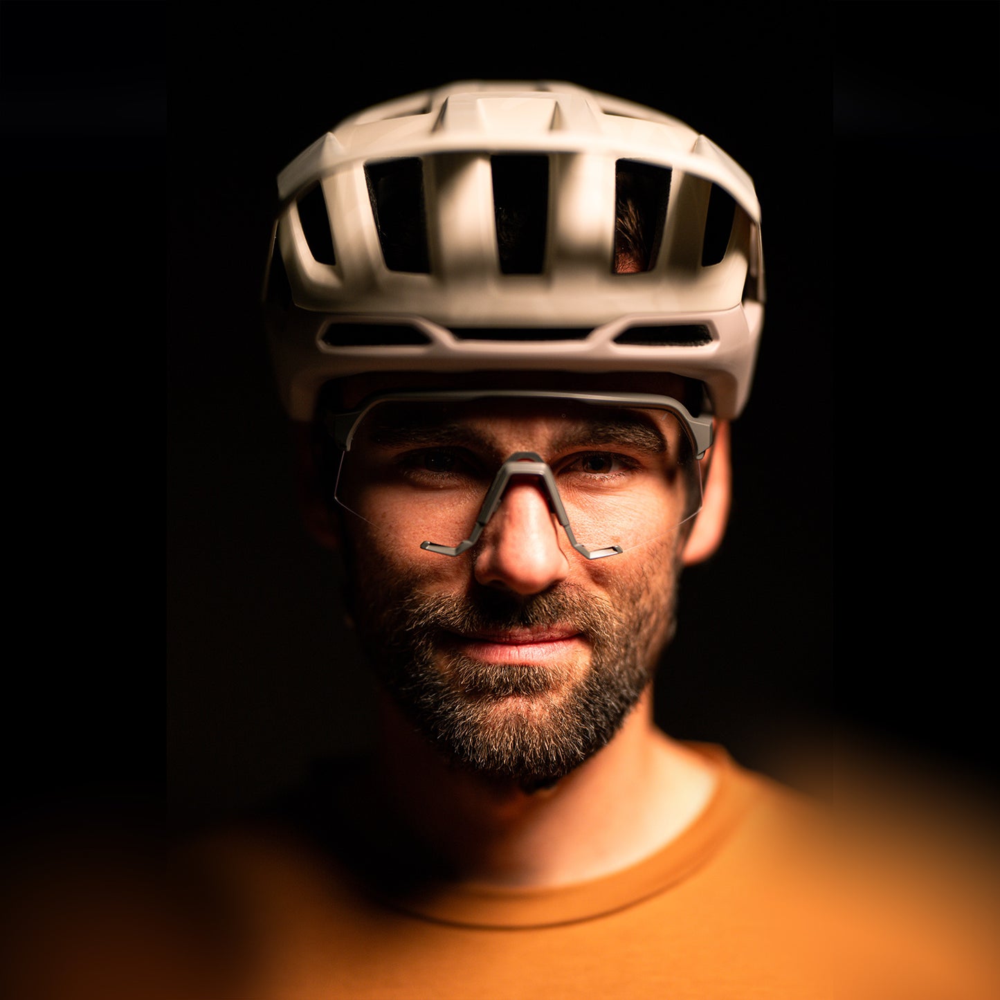 MTB Helm MET REVO MIPS KILIAN BRON LIMITED EDITION Ecru/Grijs