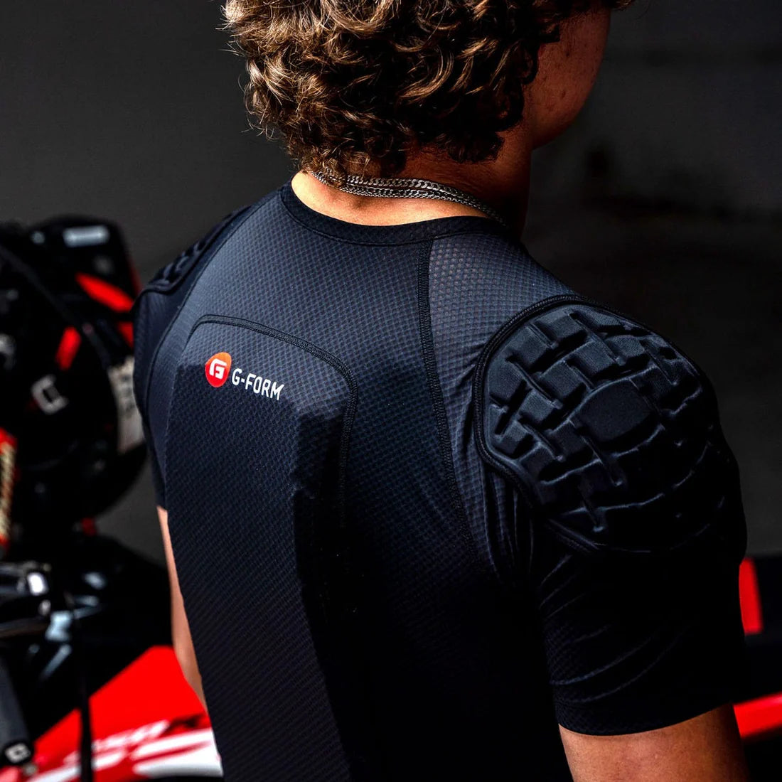G-FORM 360 IMPACT MC Beschermingsvest Zwart