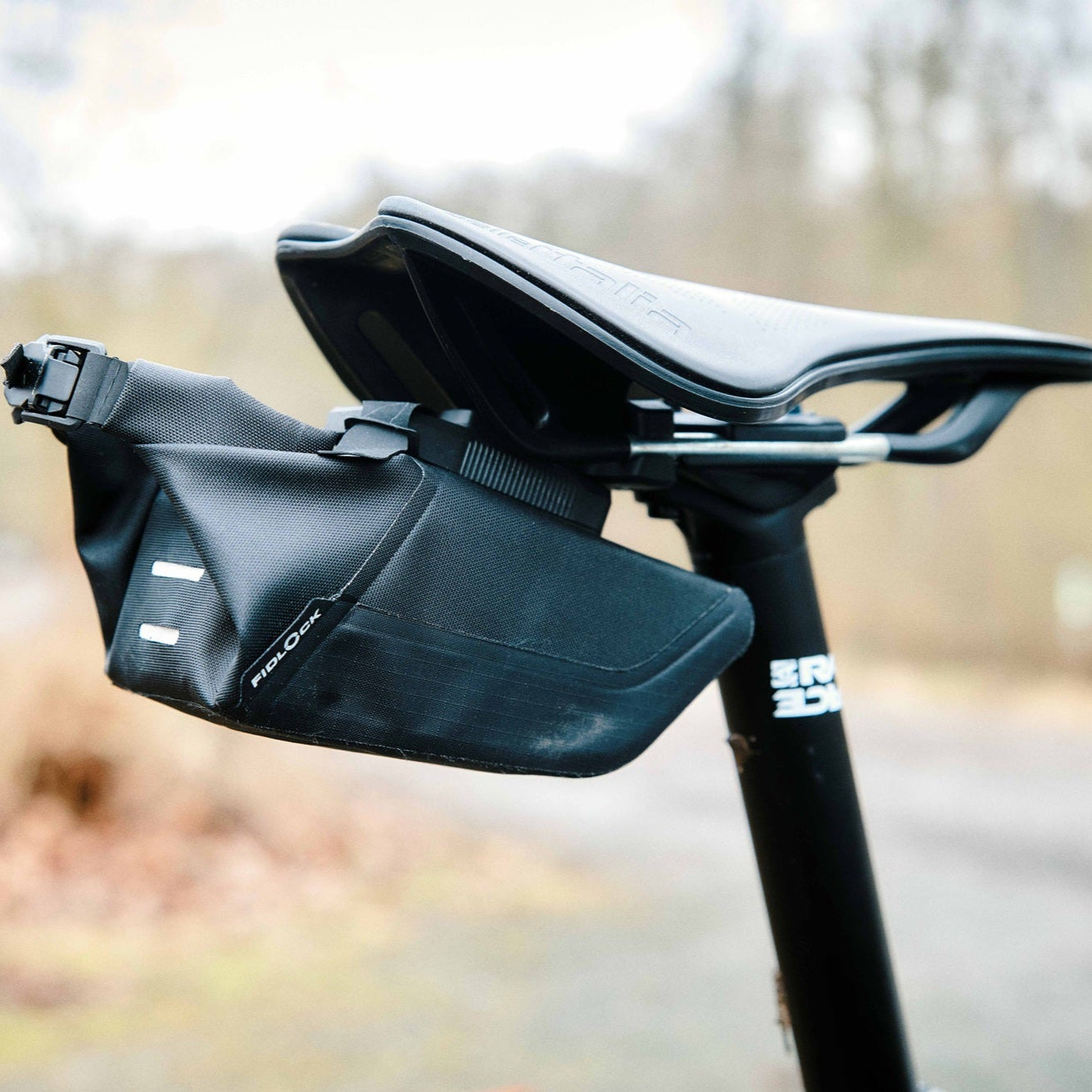 Sacoche de Selle + Support FIDLOCK PINCLIP SET Noir