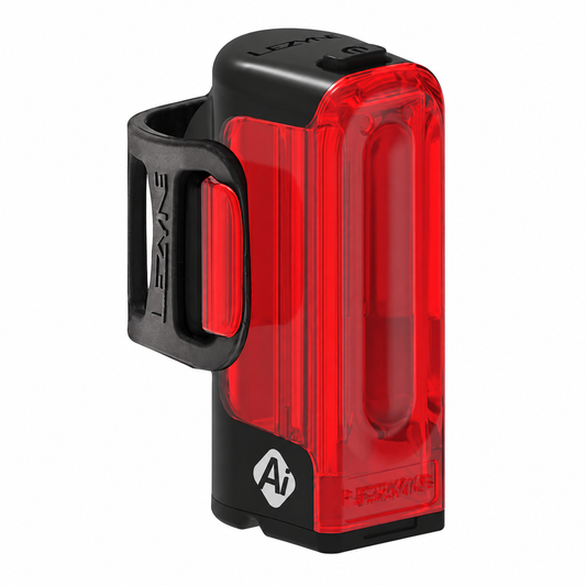 LEZYNE STRIP PRO Ai ALERT 400+ achterlicht — product op witte achtergrond