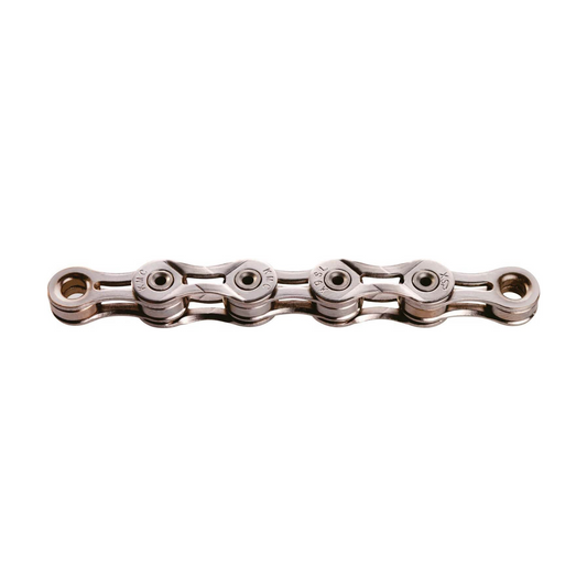 KMC X9SL 9-speedketting, zilver — productfoto tegen een witte achtergrond