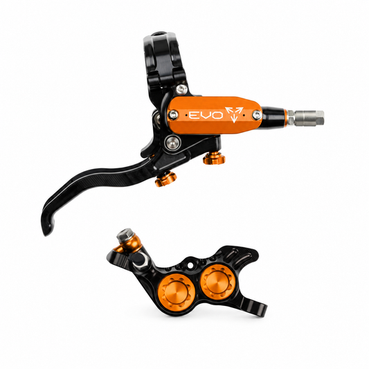 HOPE TECH 4 EVO GR4-rem zwart/oranje — remhendel en remklauw op witte achtergrond