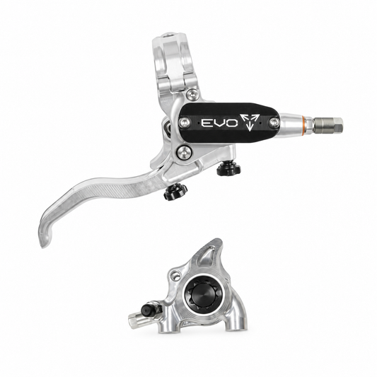 Rem HOPE TECH 4 EVO X2 FM zilver/zwart — remhendel en remklauw tegen een witte achtergrond
