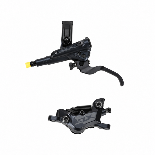 SHIMANO SLX-rem M7120 met 4 zuigers, J-Kit en remblokken met koelvinnen — remhendel en remklauw tegen witte achtergrond