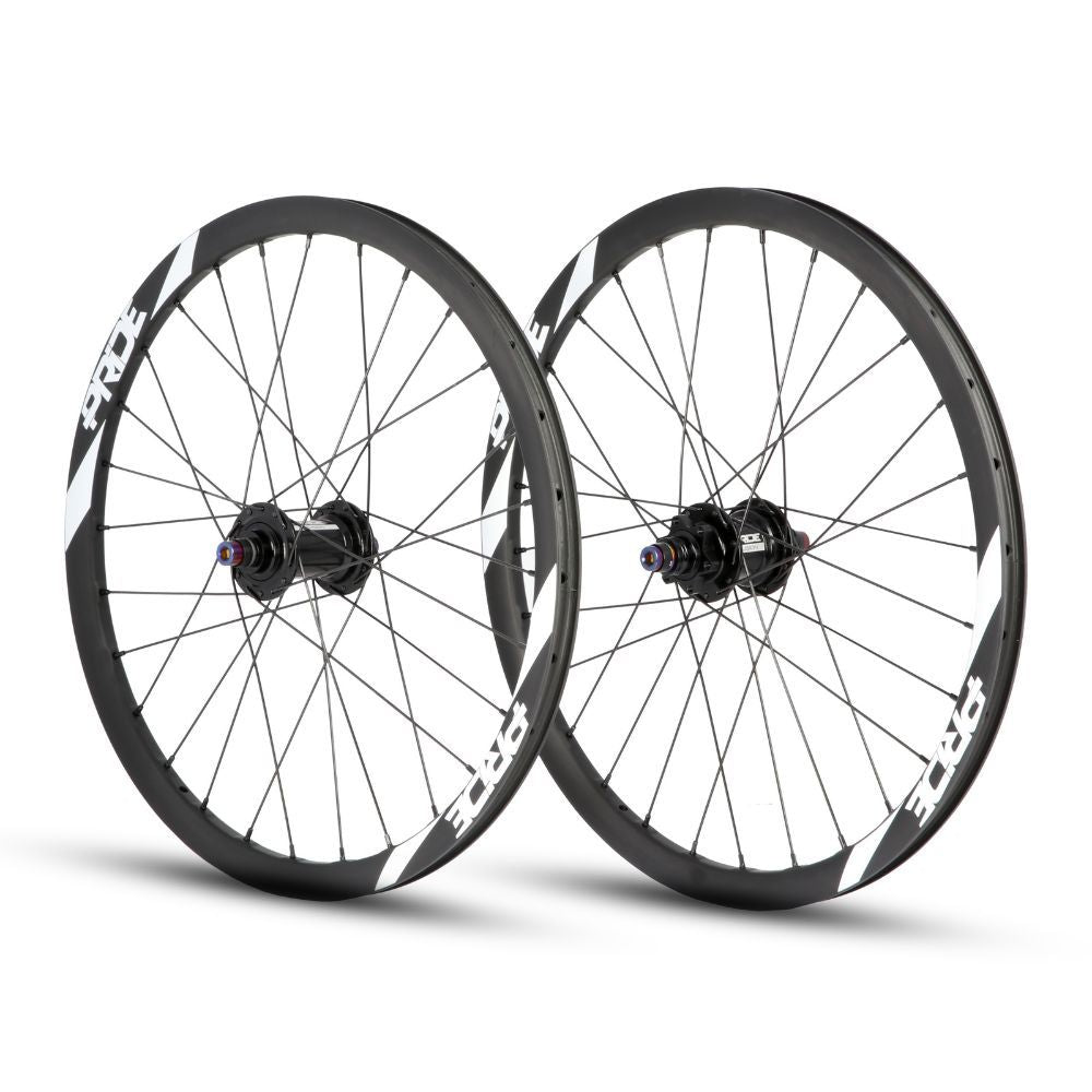 Paire de Roues PRIDE 20" (451mm) Carbone Wave Matt White Fusion Disc Axes 10/10mm Noir/Blanc
